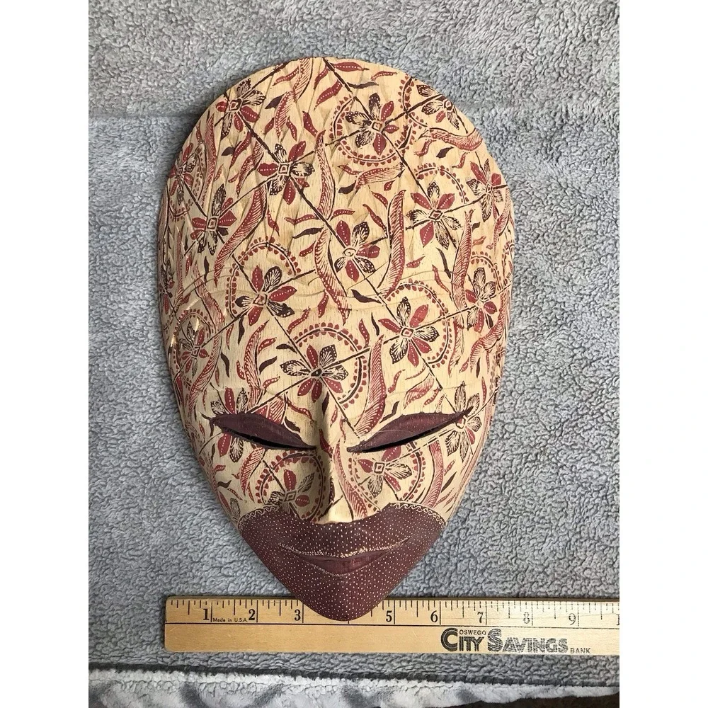 Vintage Hand Carved Indonesian Batik Wooden Cloth‎ Mask Bali Cultural Wall Decor